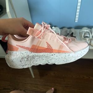 Women’s Nike shoes